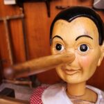 「嘘をつく人」の心の中｜学歴詐称と“本当の自分では足りない”感覚